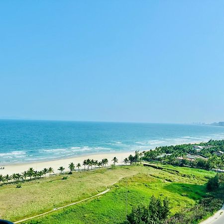 Luxury Apartment - Rooftop Swimming Pool - Beach Front - Hinata Apartment Da Nang Exterior photo